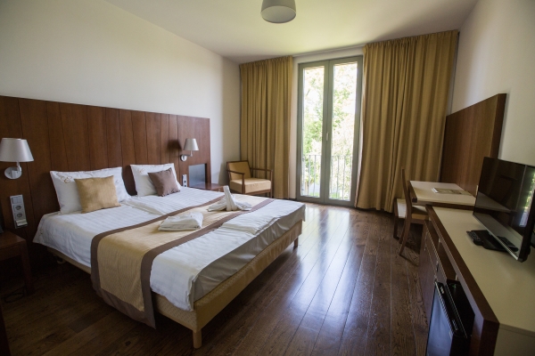 Hotel Erzsébet Nagy Szálloda